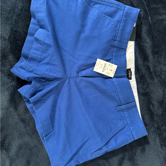 J Crew Women's Chino Shorts - 4 Pair Included - Picture 13 of 16